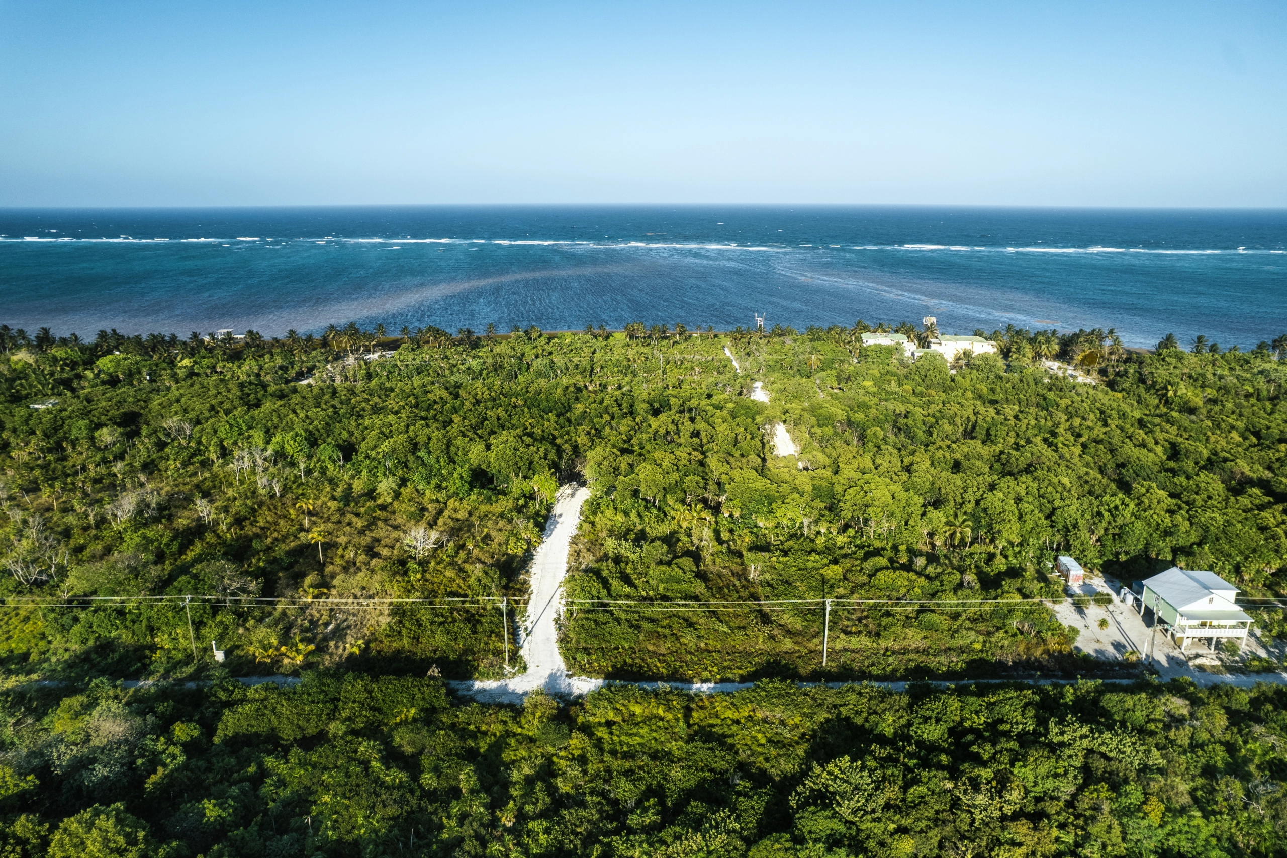 Invest in Belize Real Estate: Top 8 Reasons